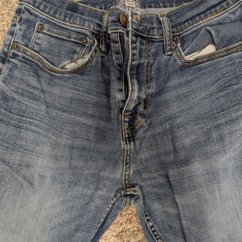 Classic Ripped Jeans - Picture 3 of 6
